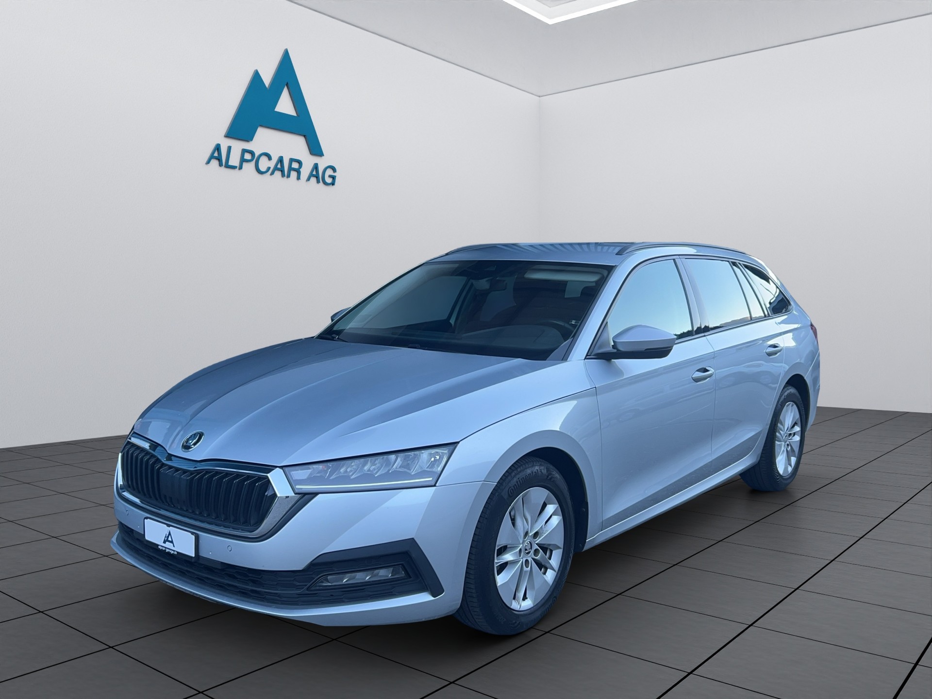SKODA Octavia Combi 2.0 TDI DSG Ambition 4x4-image-2