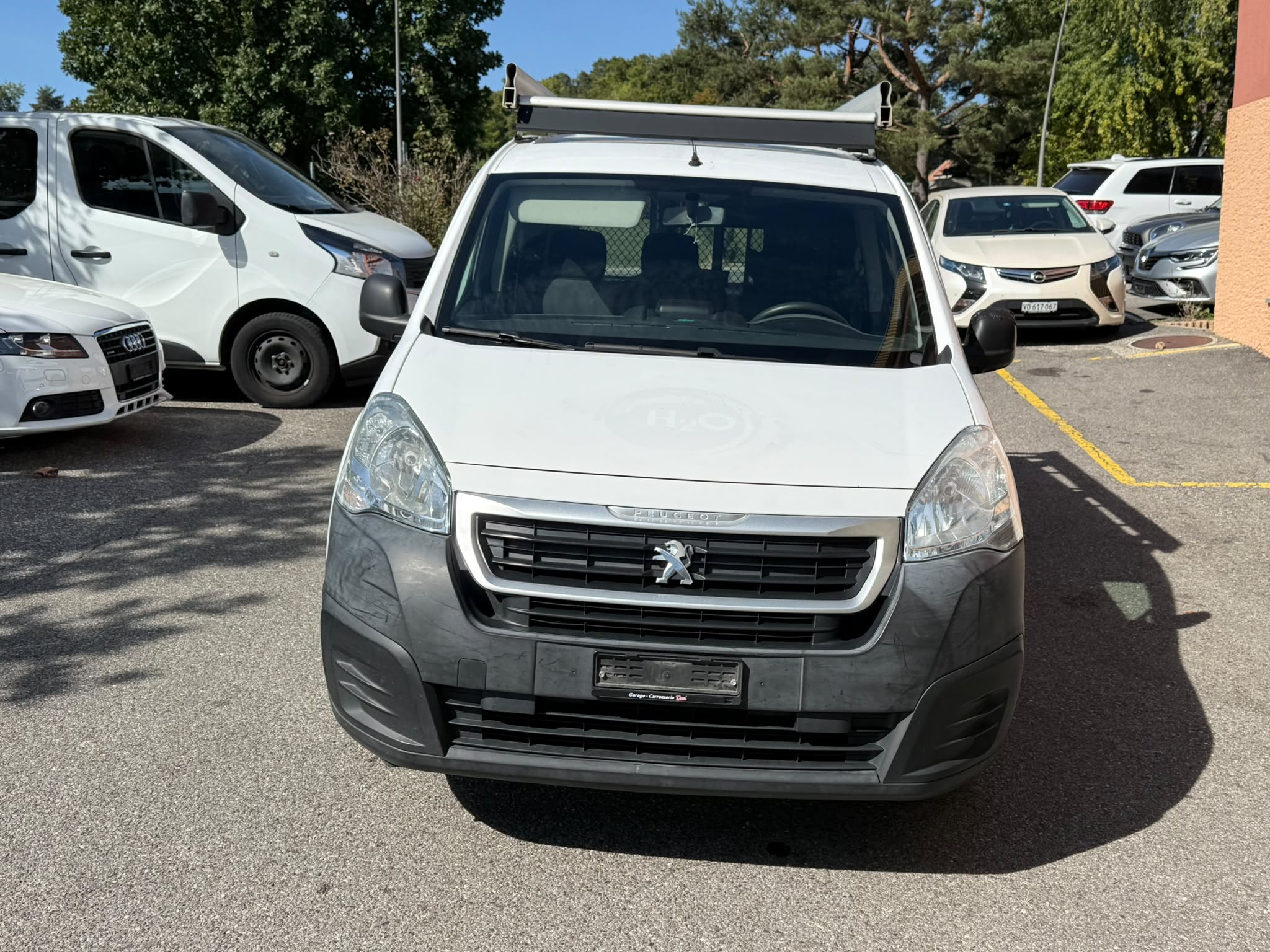 Car photo