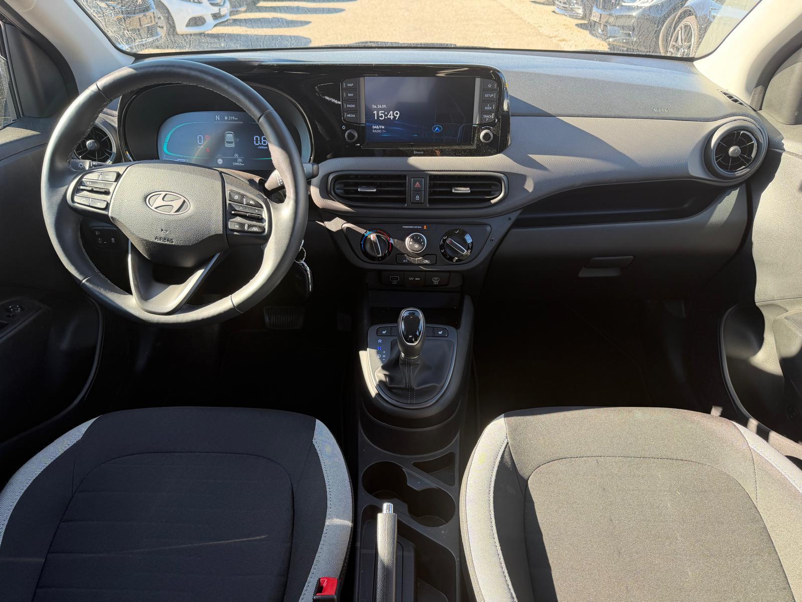 HYUNDAI i10 1.2 Amplia-image-8