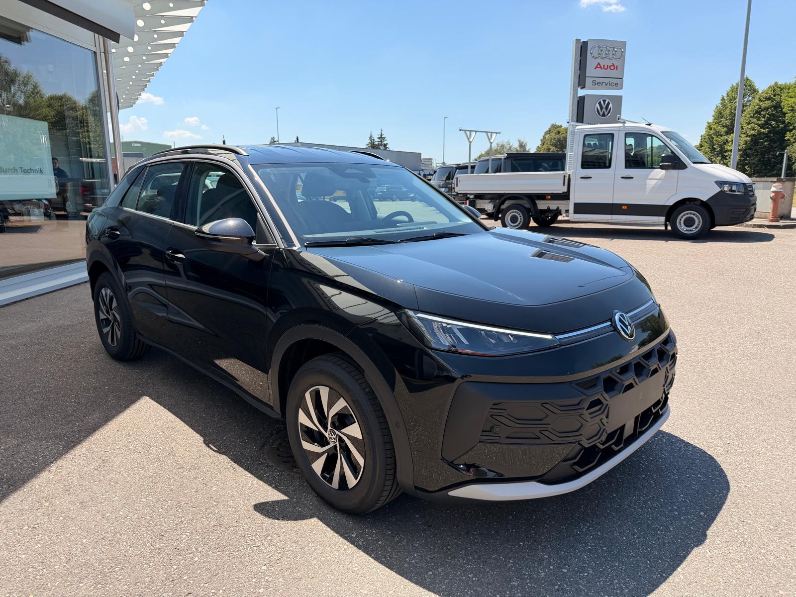VW T-Roc 1.5 eTSI mHEV Trend DSG-image-6