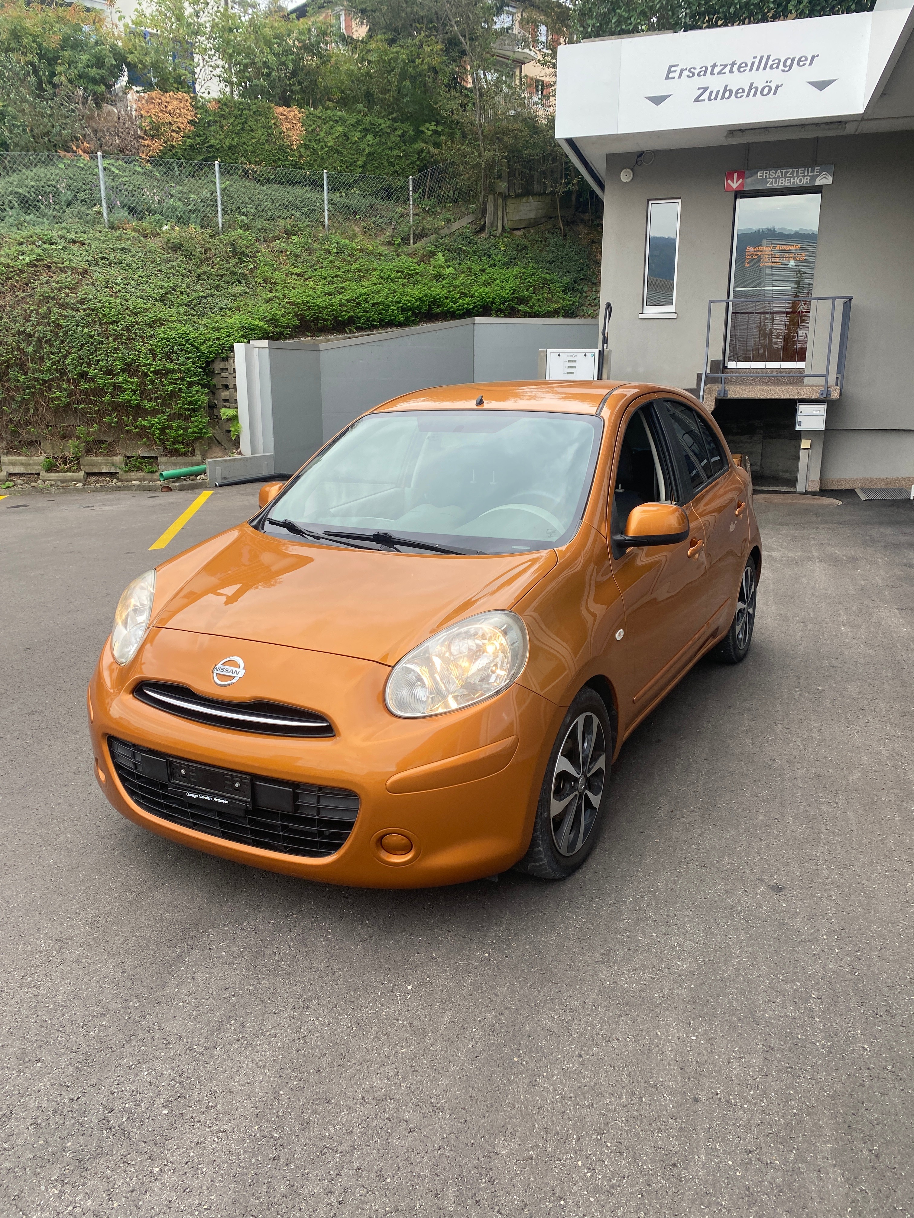 Car photo