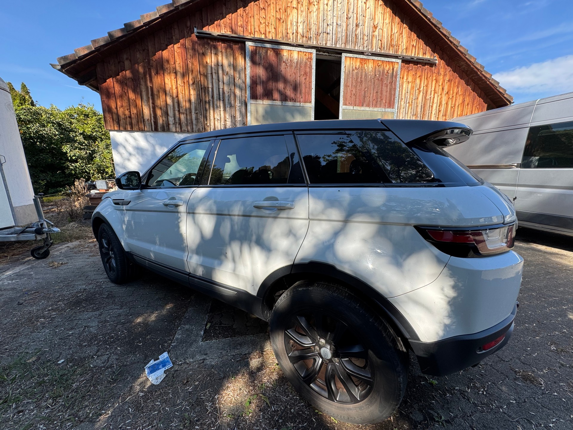 LAND ROVER Range Rover Evoque 2.0 TD4 SE Advantage AT9-image-3