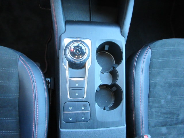 FORD Kuga 2.5 Hybrid ST-Line X 4x4-image-6