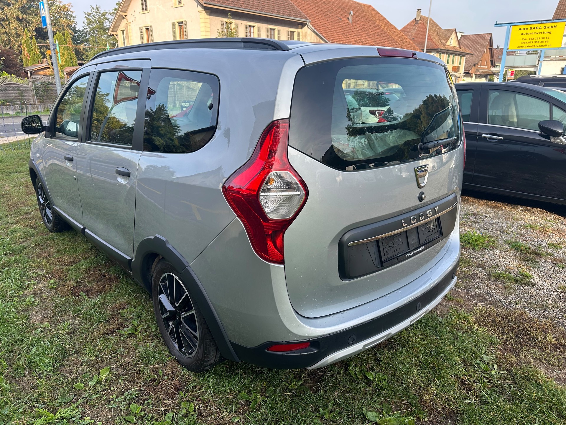 DACIA Lodgy TCE 130 Stepway 7PL-image-4