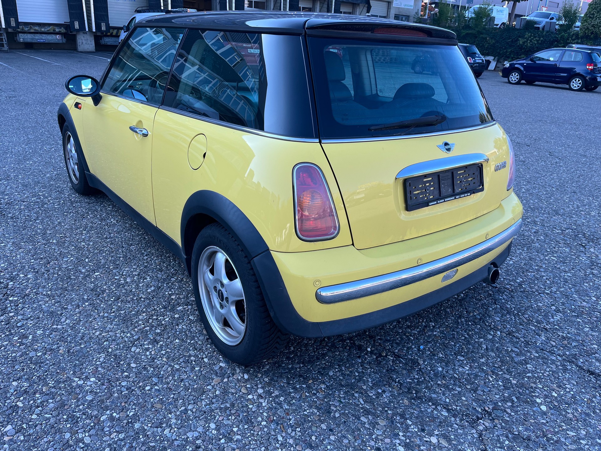MINI Cooper-image-3