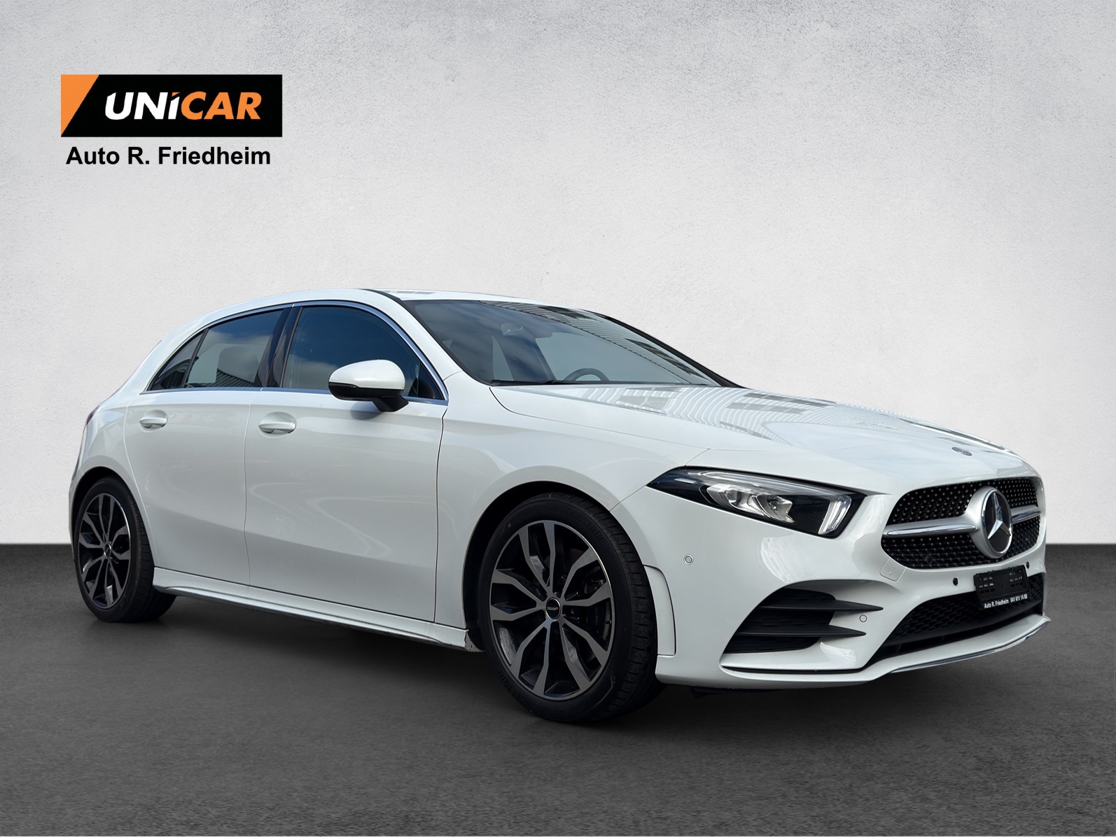 MERCEDES-BENZ A 220 AMG Line 7G-DCT 4Matic-image-0