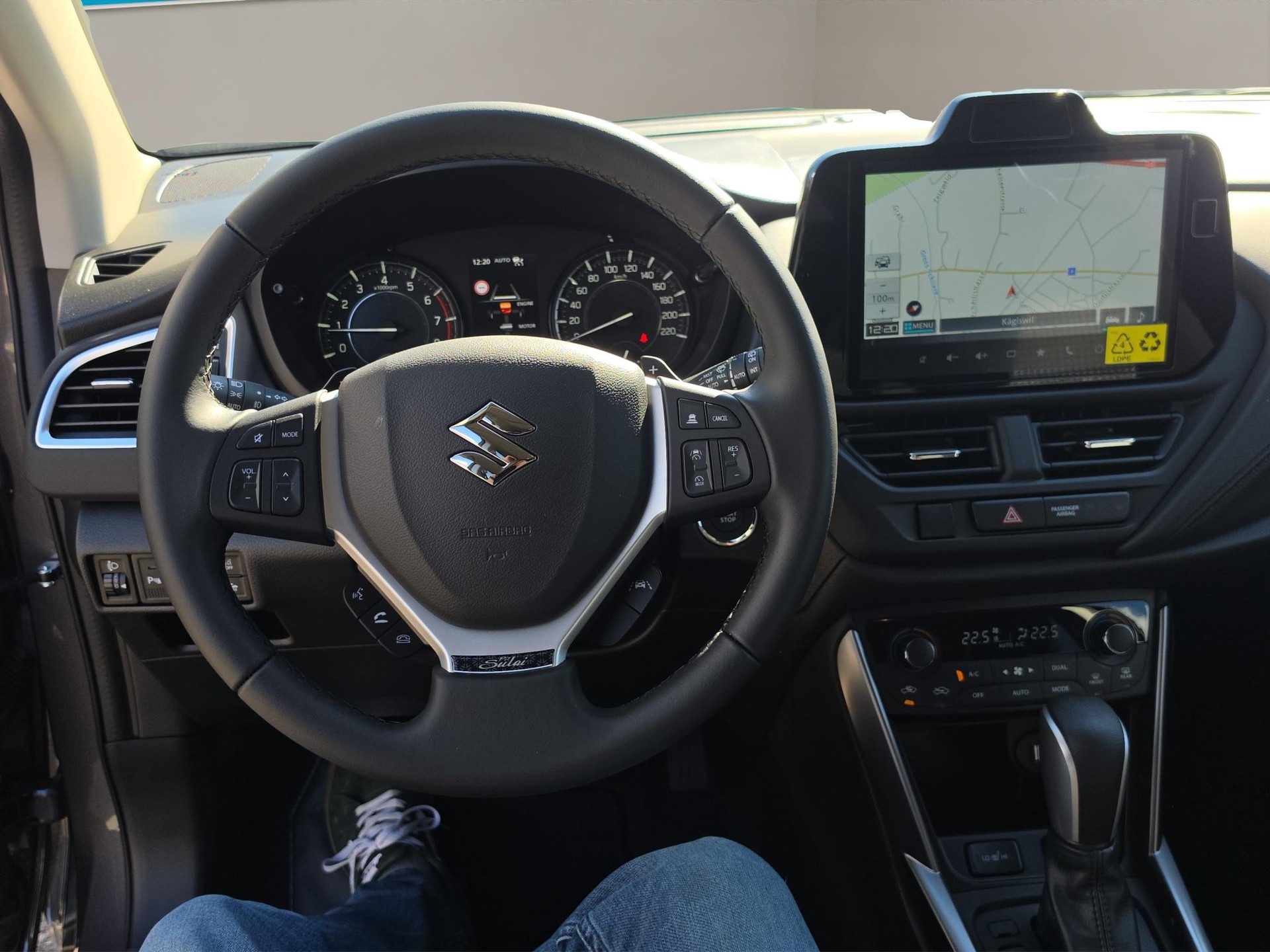 SUZUKI S-Cross 1.4 T Piz Sulai Hybrid 4x4-image-8