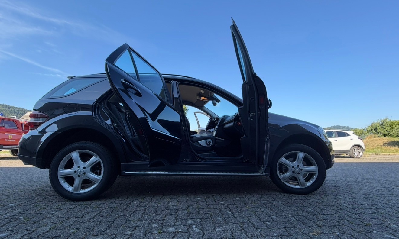 MERCEDES-BENZ ML 350 4Matic Edition 7G-Tronic-image-6