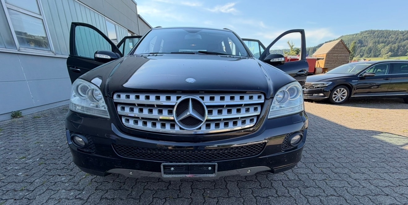 MERCEDES-BENZ ML 350 4Matic Edition 7G-Tronic-image-1