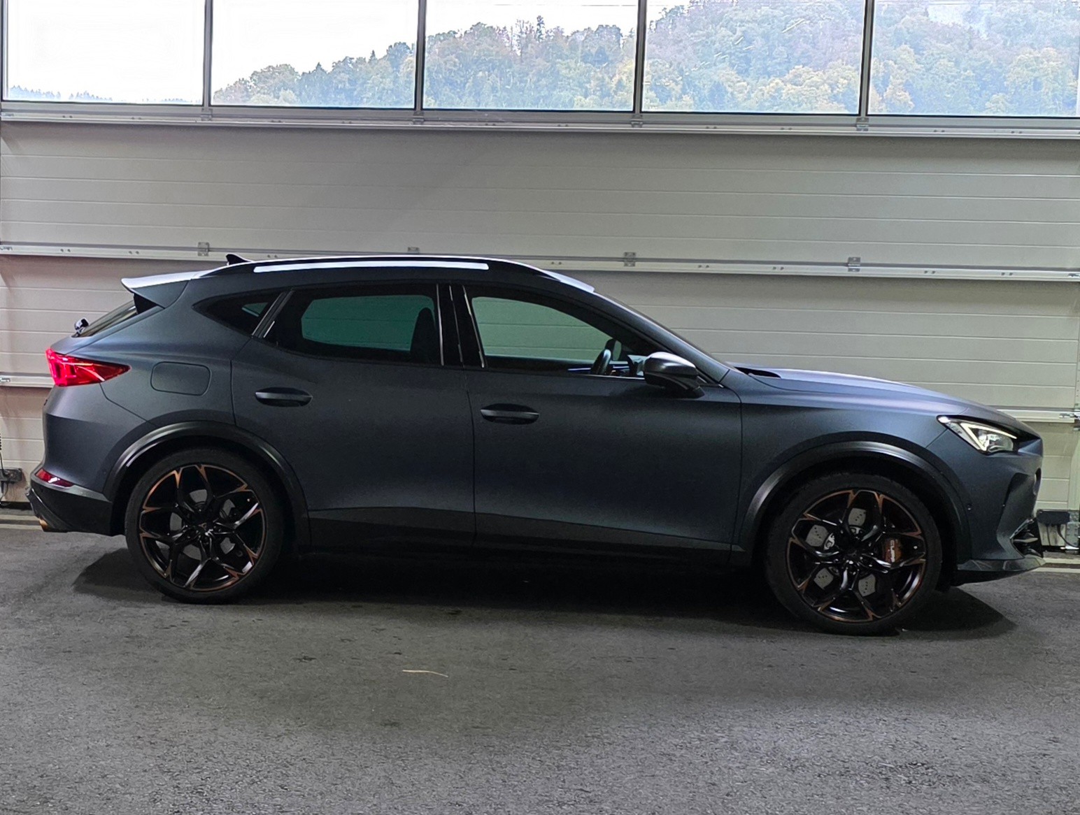 CUPRA Formentor 2.5TSI VZ5 4Drive DSG *ACC&LaneAssist*360°Kamera*Ambientebeleuchtung*AppleCarPlay&AndrioidAuto*-image-5