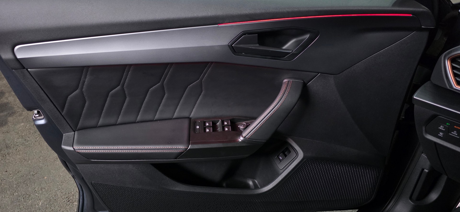 CUPRA Formentor 2.5TSI VZ5 4Drive DSG *ACC&LaneAssist*360°Kamera*Ambientebeleuchtung*AppleCarPlay&AndrioidAuto*-image-15