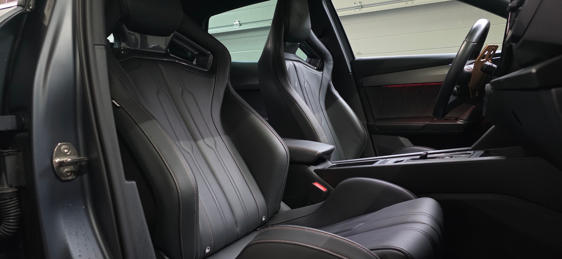CUPRA Formentor 2.5TSI VZ5 4Drive DSG *ACC&LaneAssist*360°Kamera*Ambientebeleuchtung*AppleCarPlay&AndrioidAuto*-image-24