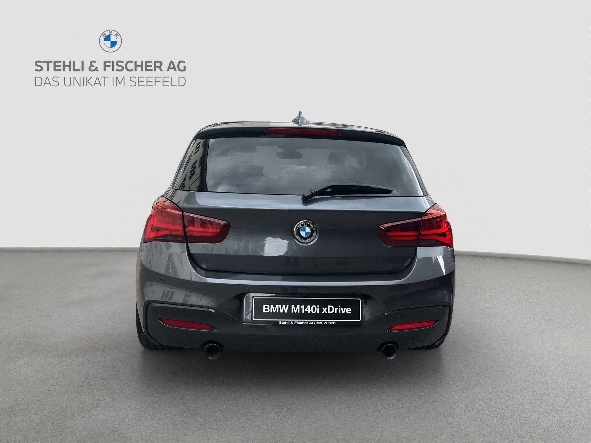 BMW M140i xDrive Steptronic-image-4