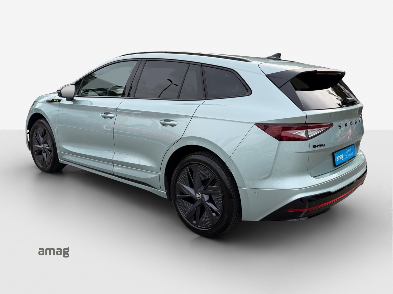 SKODA Enyaq RS 4x4-image-2