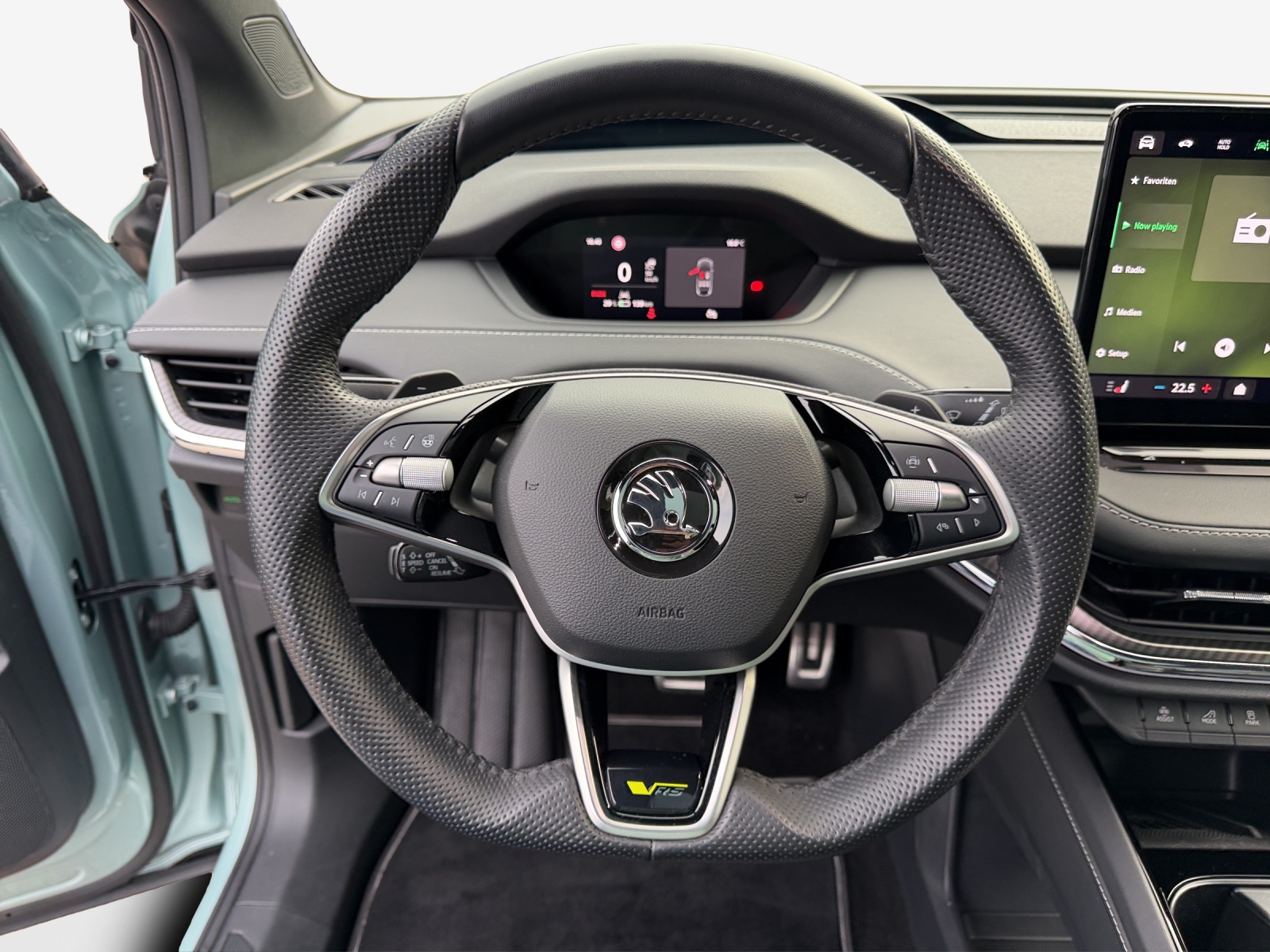 SKODA Enyaq RS 4x4-image-9