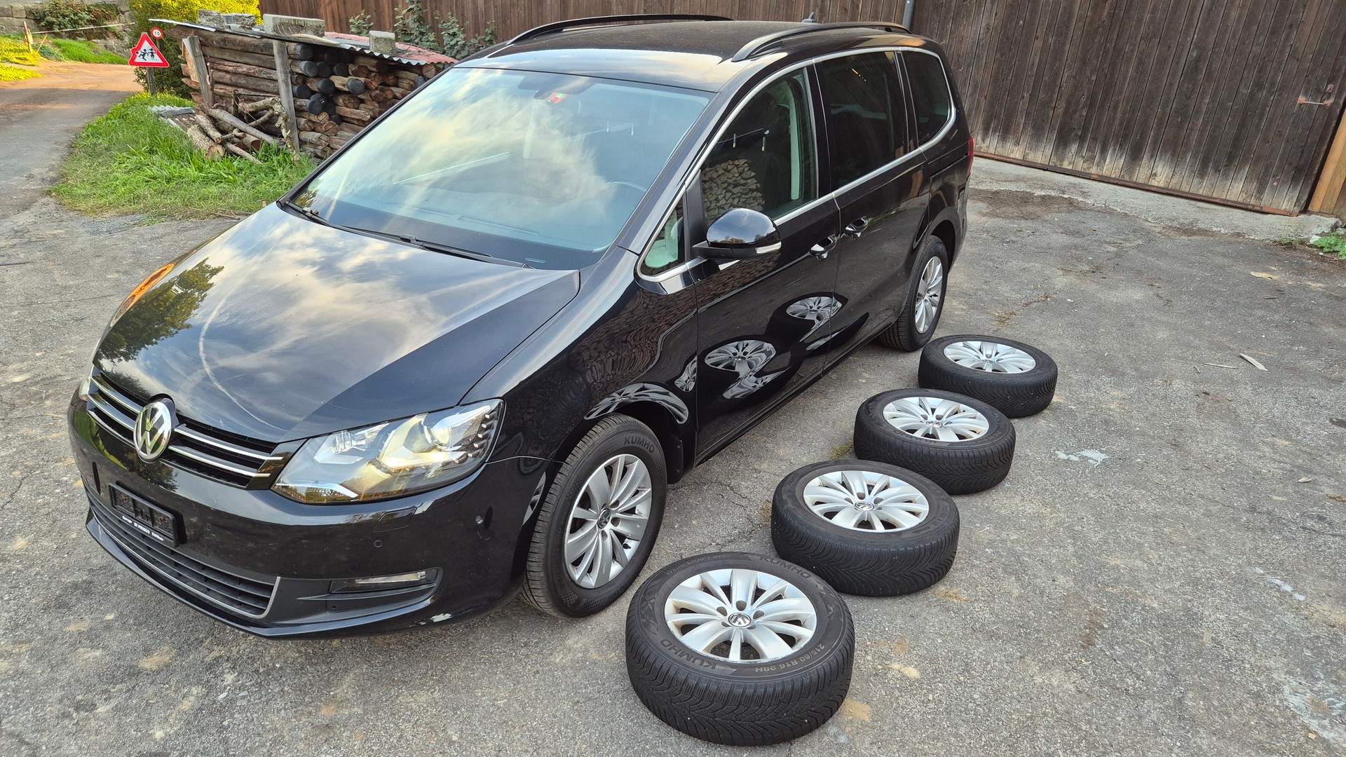 VW Sharan 2.0 TDI BMT Highline DSG-image-1