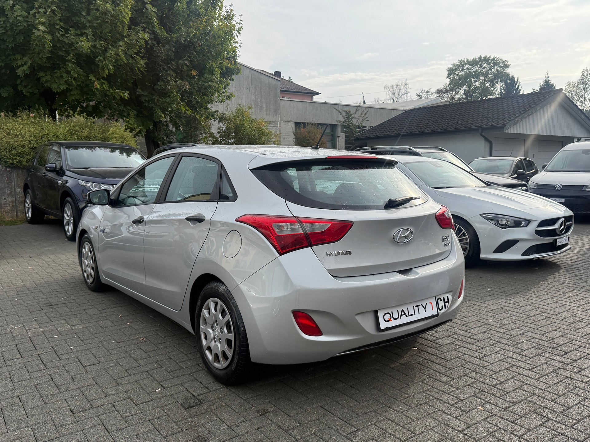 HYUNDAI i30 1.6 CRDi Premium-image-6