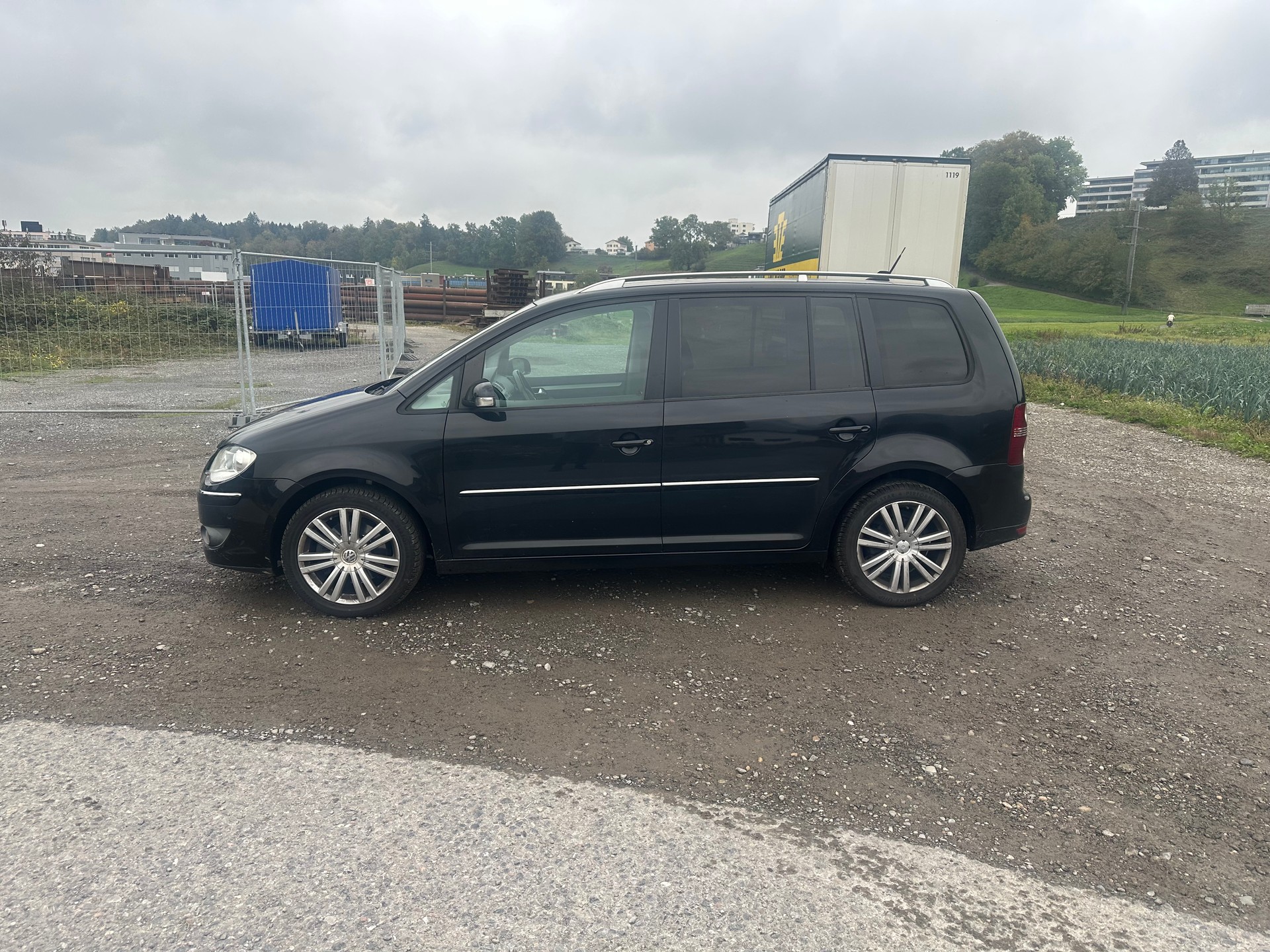 VW Touran 1.4 TSI Highline DSG-image-1