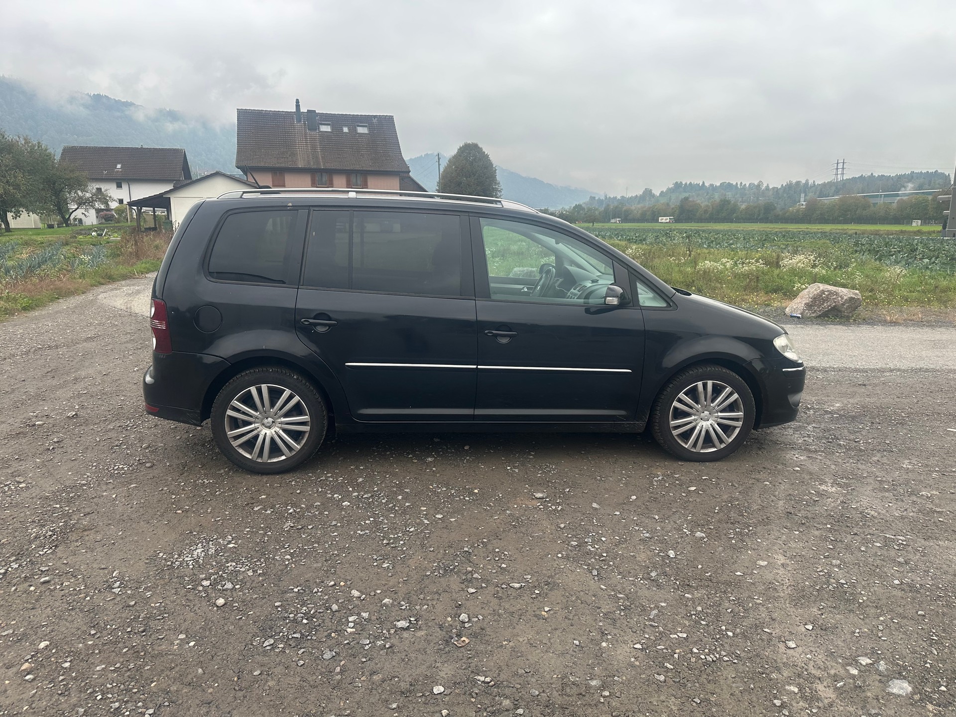VW Touran 1.4 TSI Highline DSG-image-4