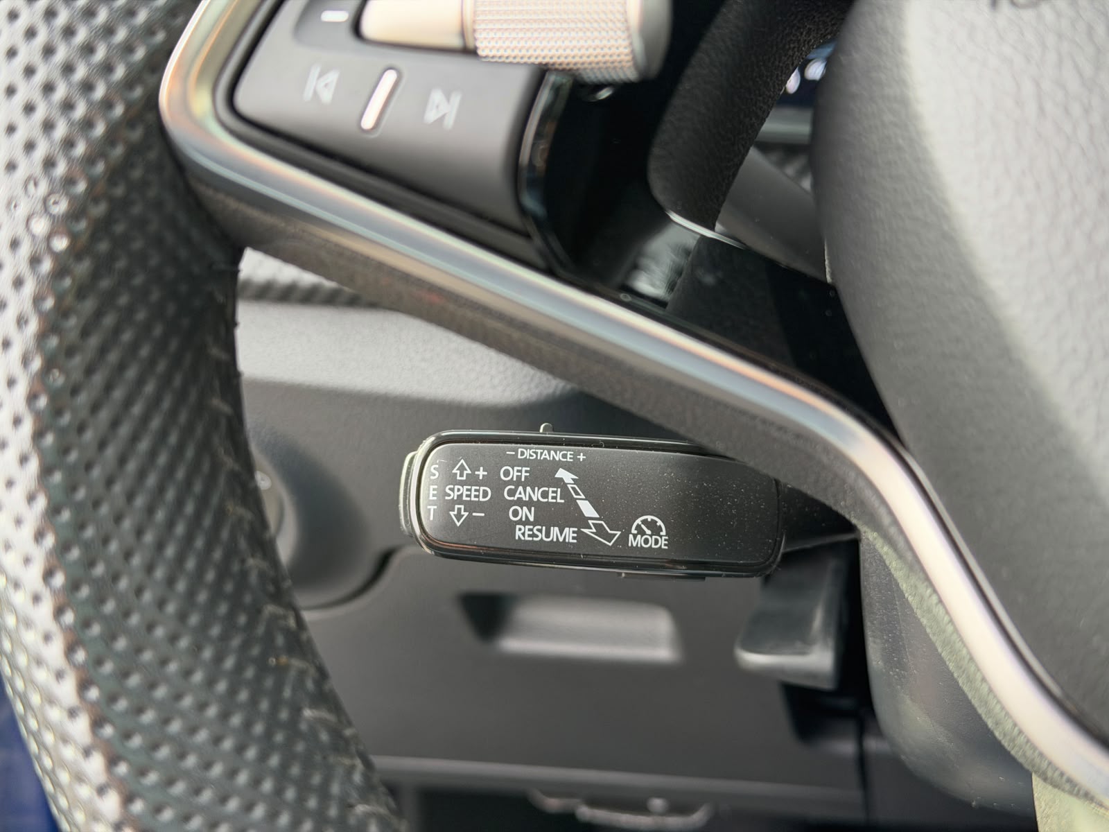 SKODA Kamiq 1.5 TSI Monte Carlo DSG-image-10