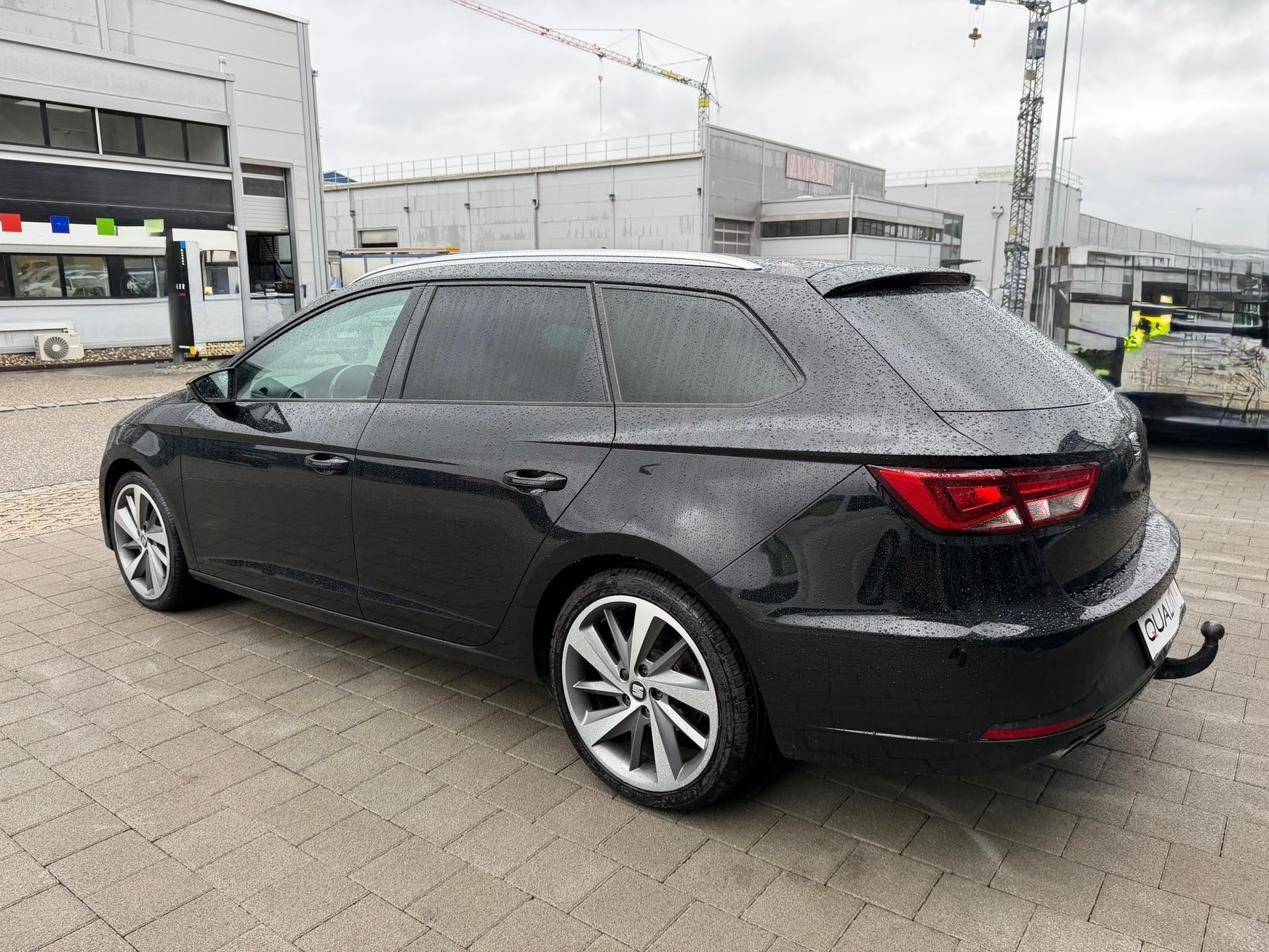 SEAT Leon 2.0 TDI FR Line DSG-image-6