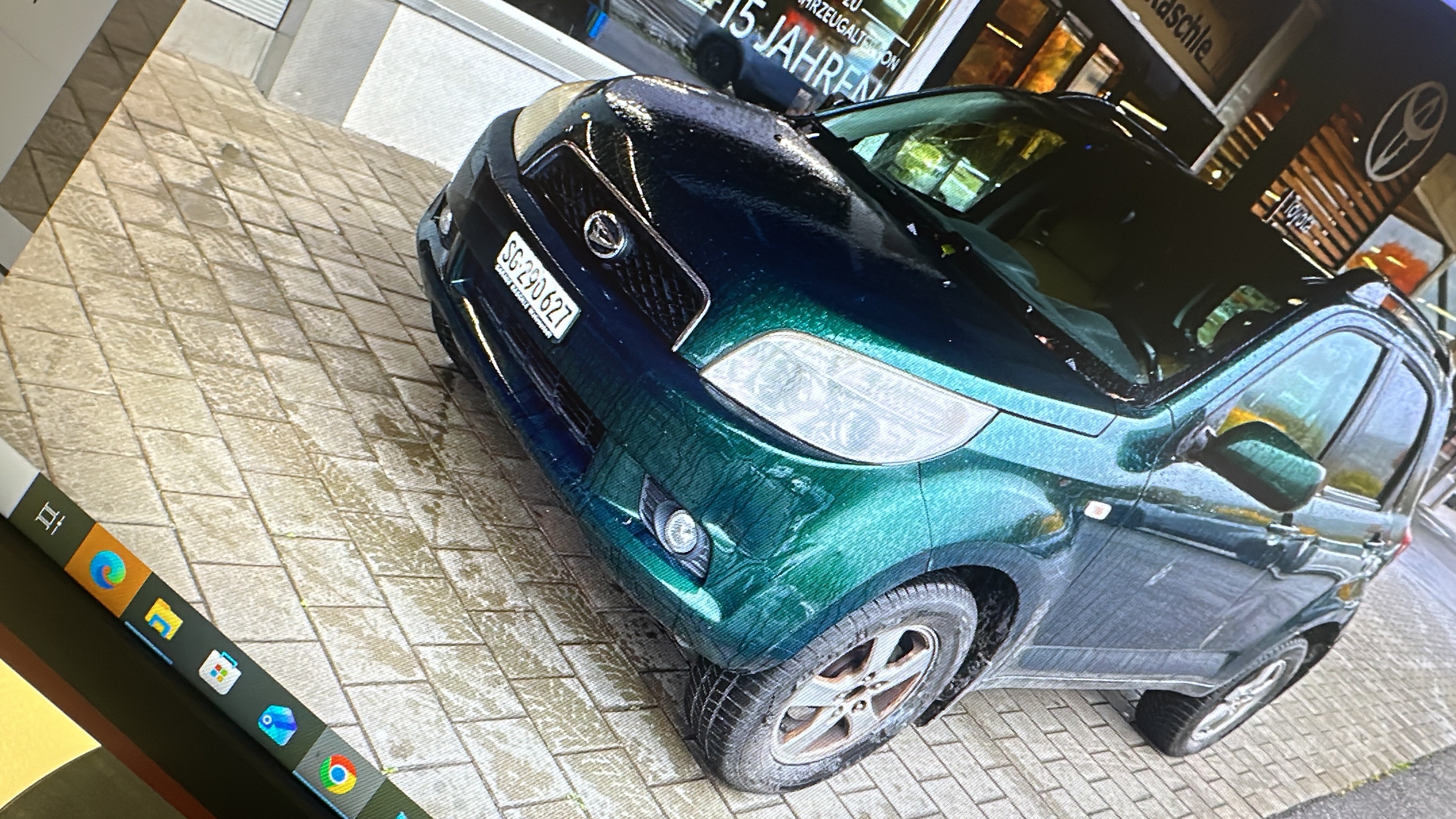 Car photo