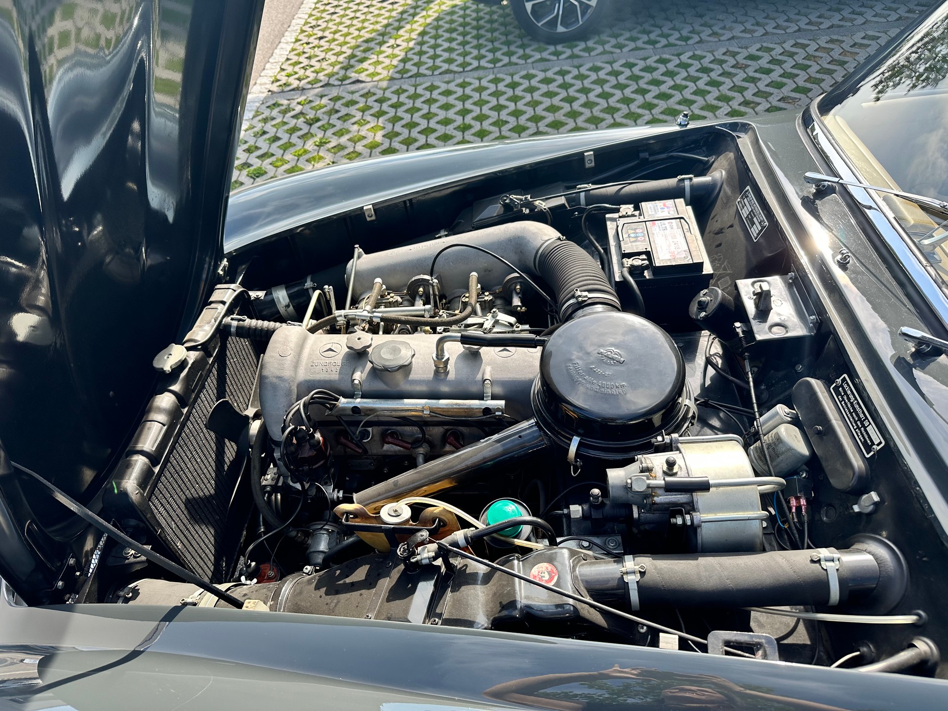 MERCEDES-BENZ SL-image-4