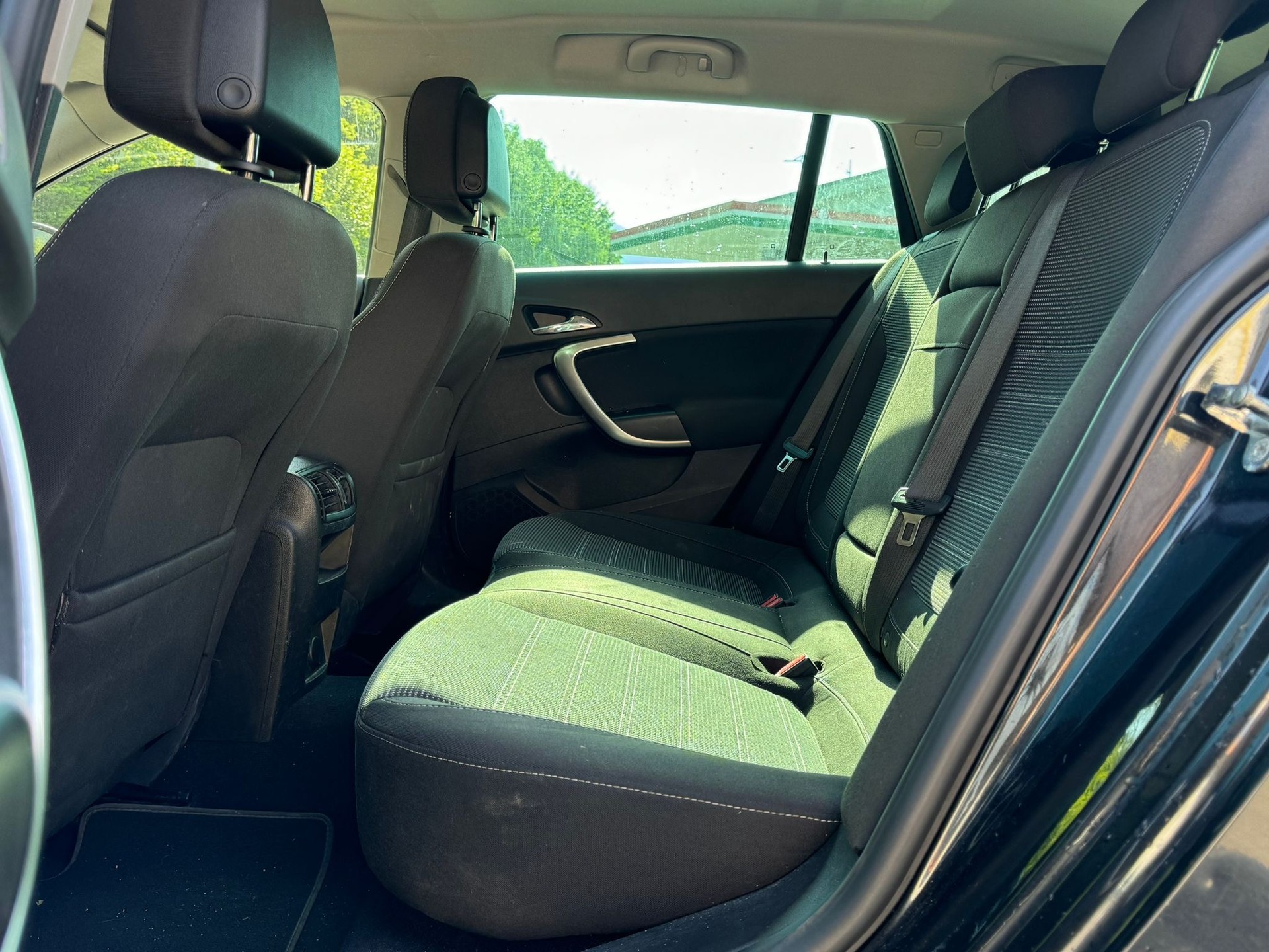 OPEL Insignia Sports Tourer 2.0 CDTI Cosmo 4WD-image-8