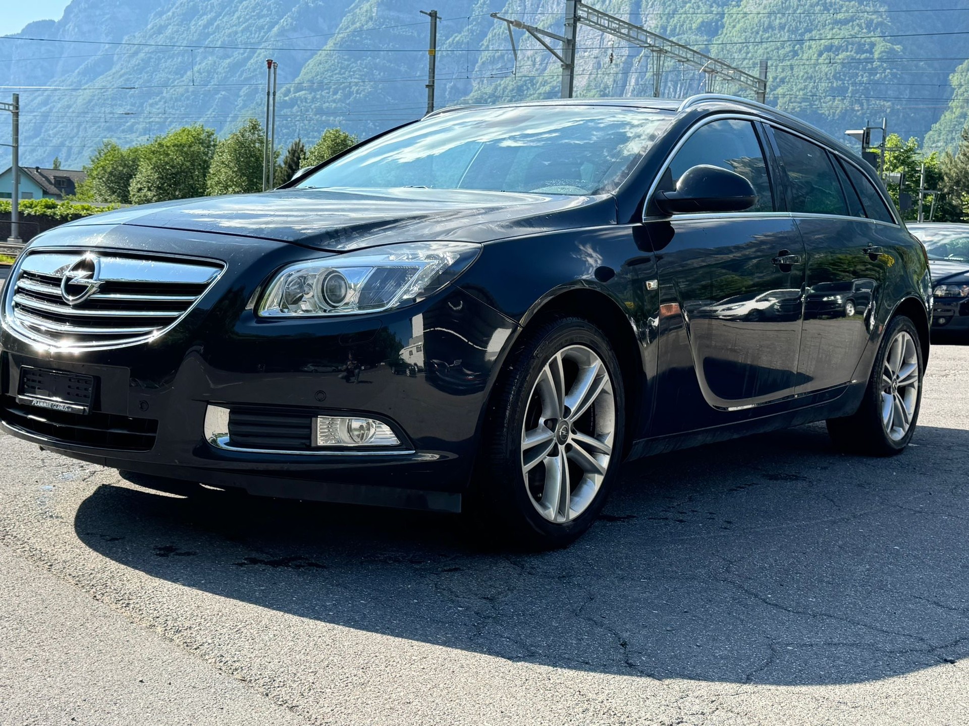 OPEL Insignia Sports Tourer 2.0 CDTI Cosmo 4WD-image-1