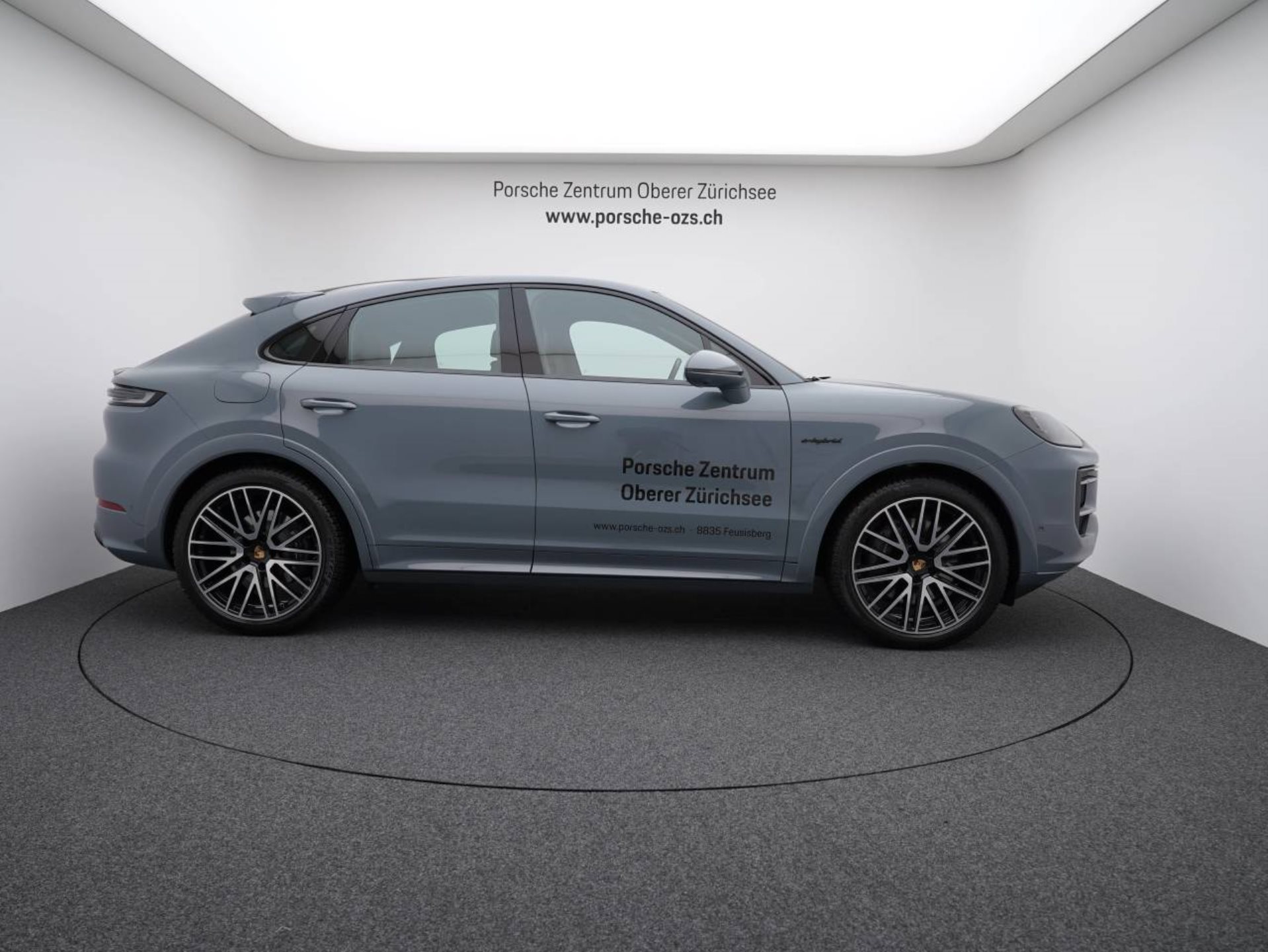 PORSCHE Cayenne E-Hybrid Coupé-image-7