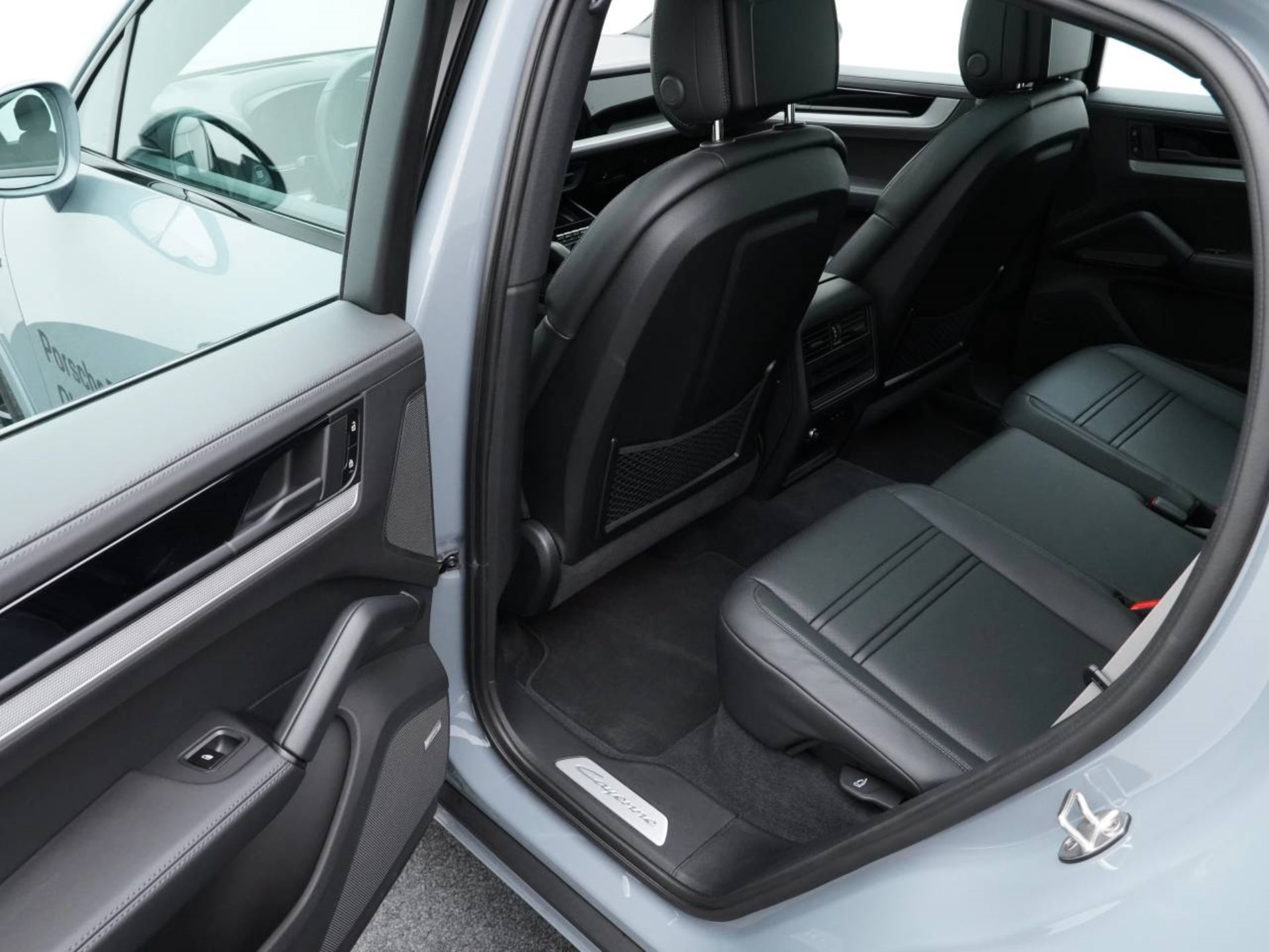 PORSCHE Cayenne E-Hybrid Coupé-image-28