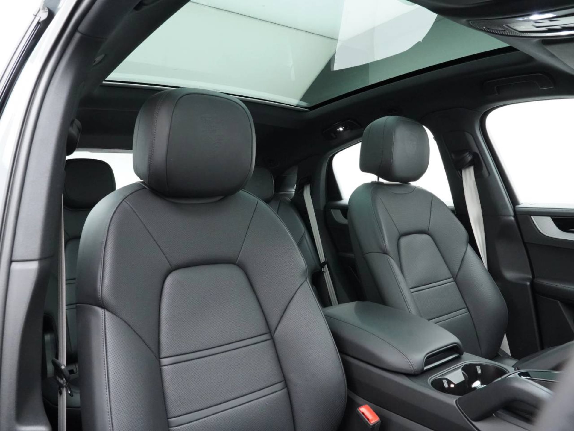 PORSCHE Cayenne E-Hybrid Coupé-image-26