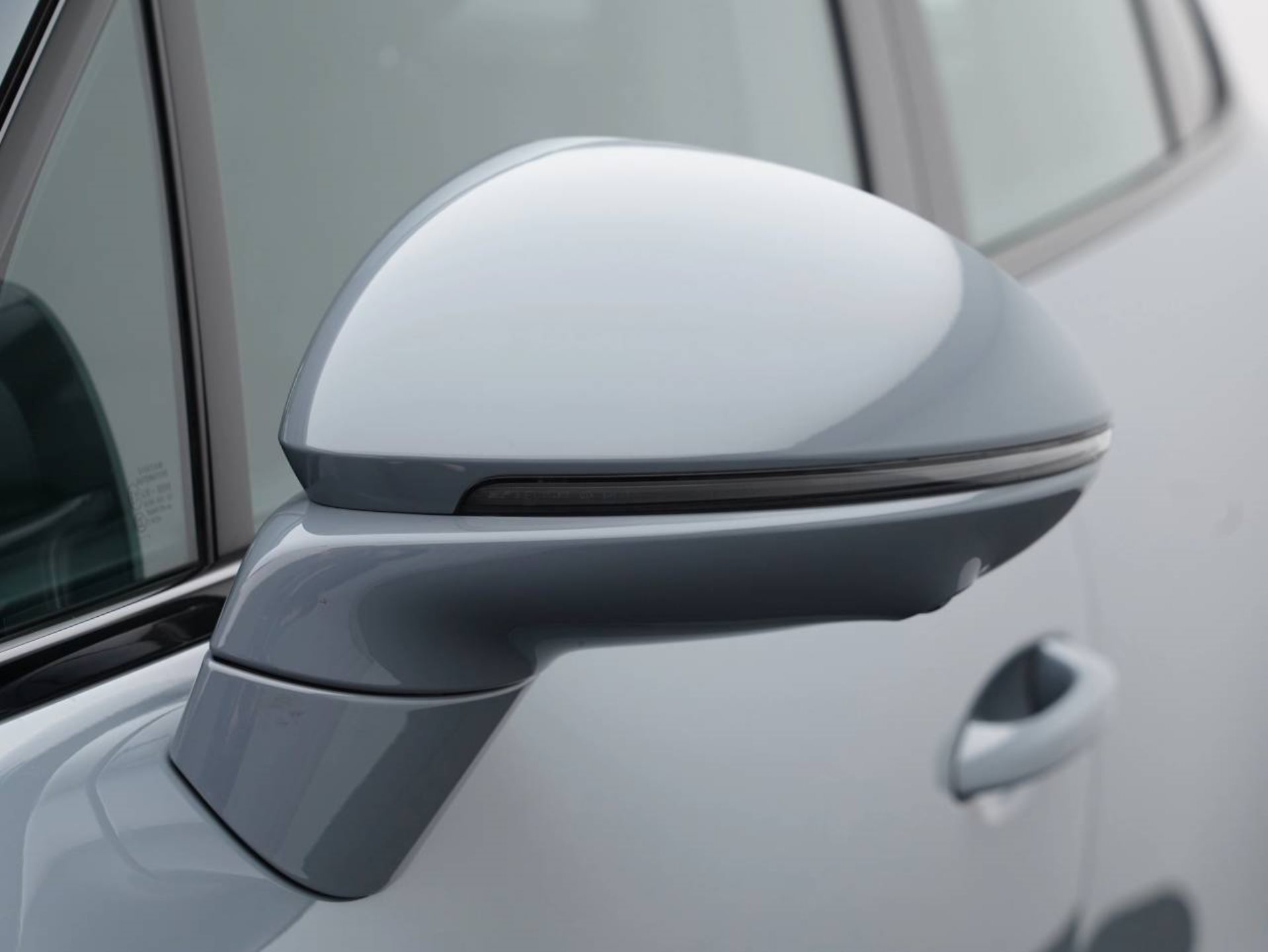 PORSCHE Cayenne E-Hybrid Coupé-image-13