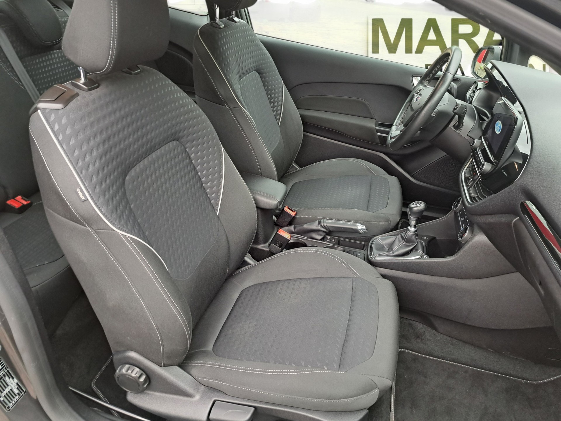 FORD Fiesta 1.0 SCTi Titanium-image-5