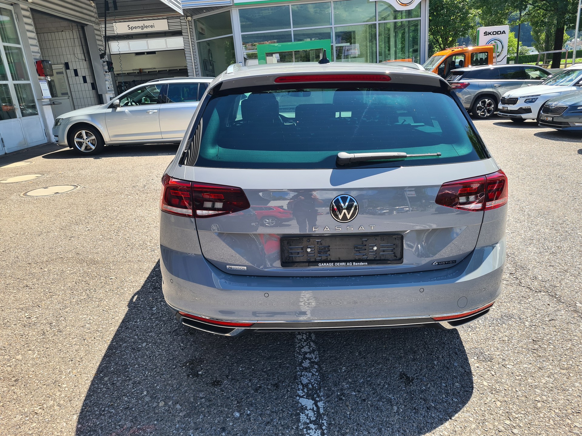 VW Passat 2.0 TDI BMt 75 Edition 4Motion DSG-image-4