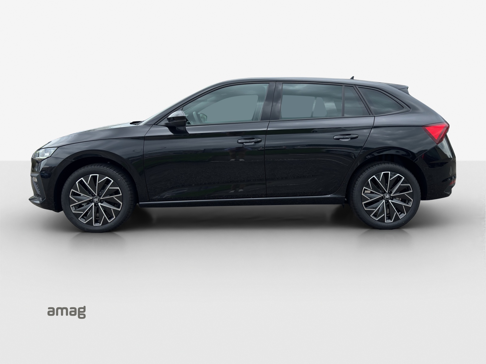 SKODA Scala 1.0 TSI Dynamic DSG-image-1