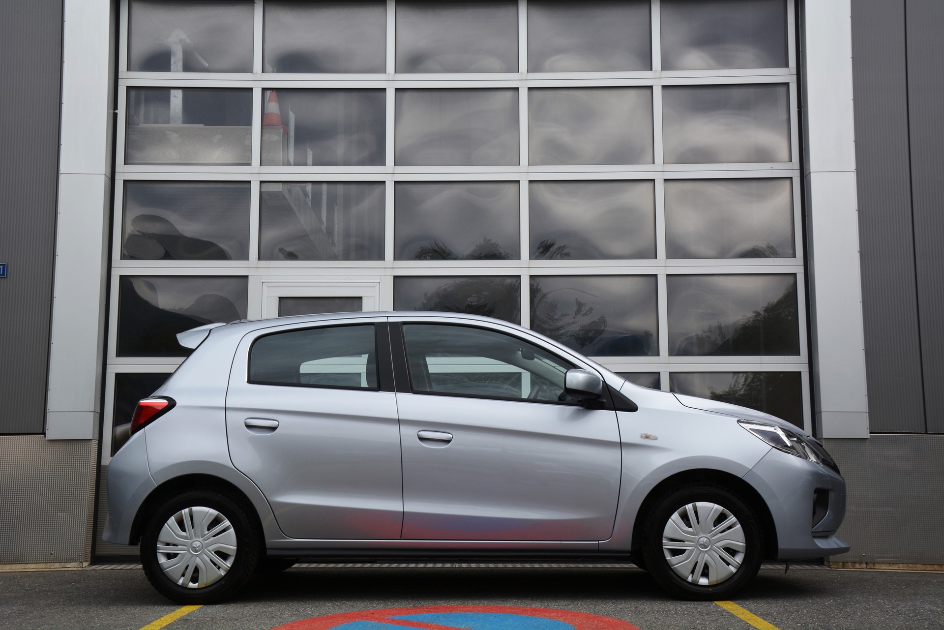 MITSUBISHI Space Star 1.2 CVT Pure-image-4
