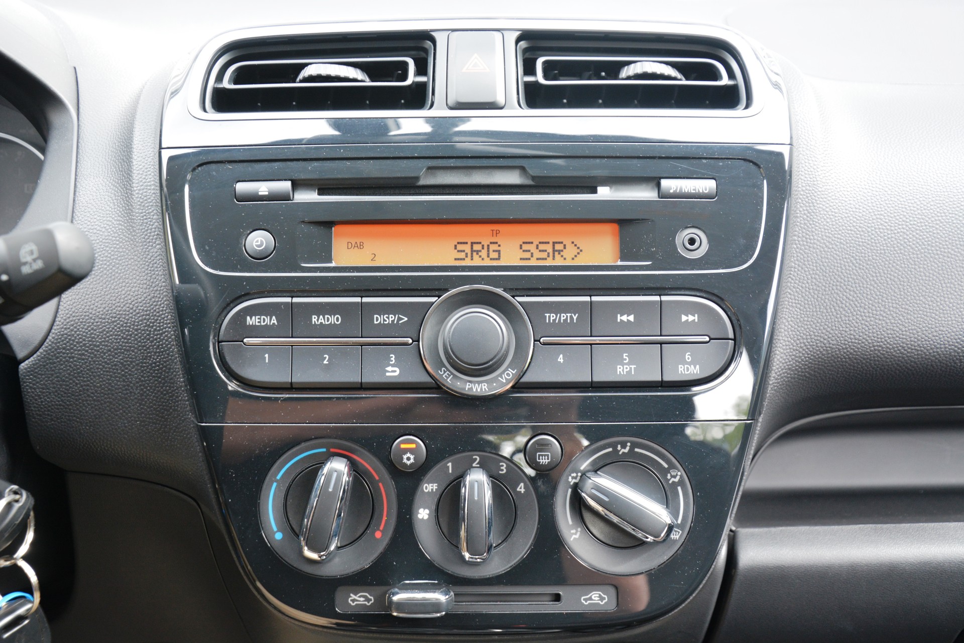 MITSUBISHI Space Star 1.2 CVT Pure-image-9