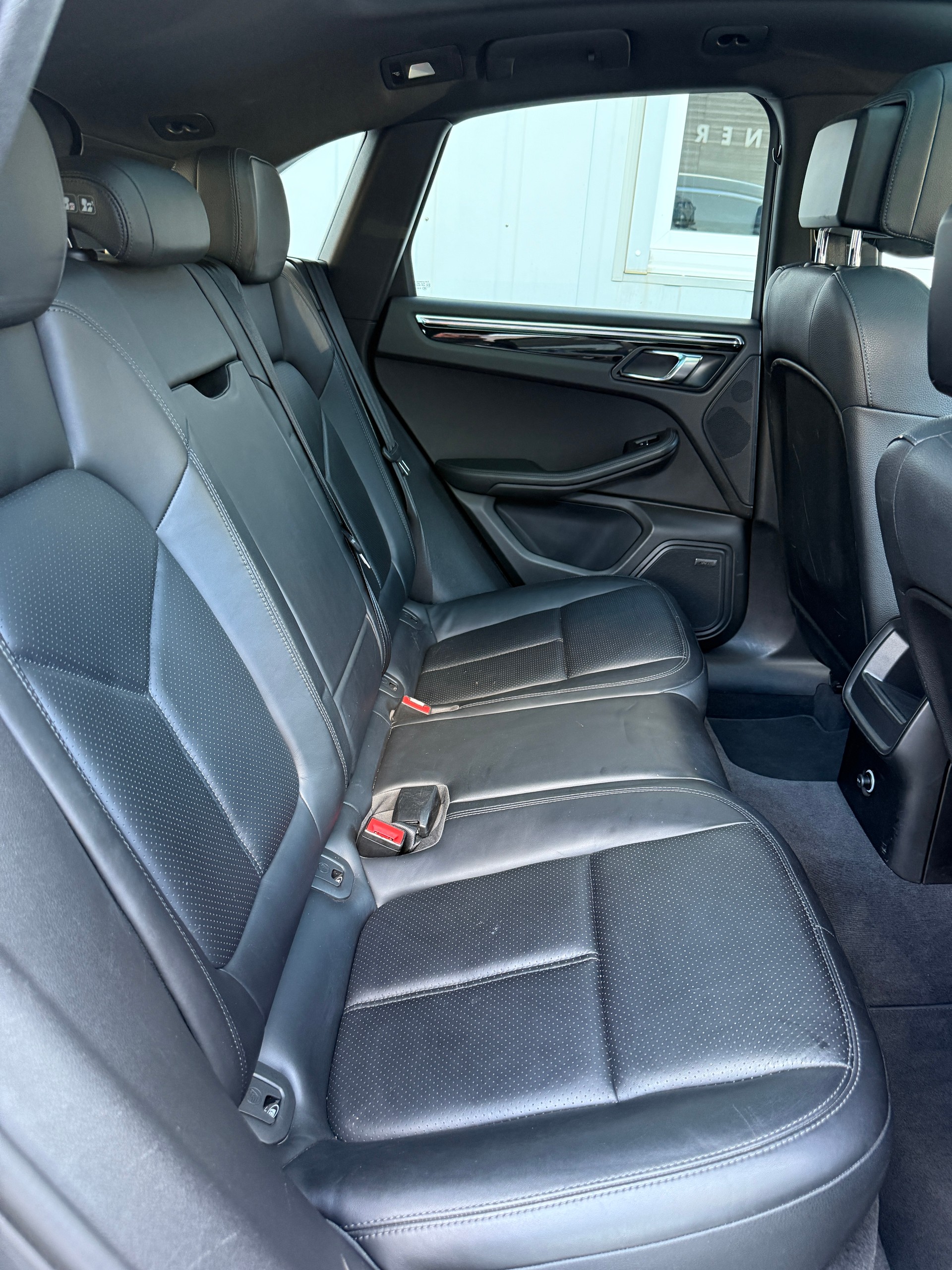 PORSCHE Macan S Diesel PDK-image-14
