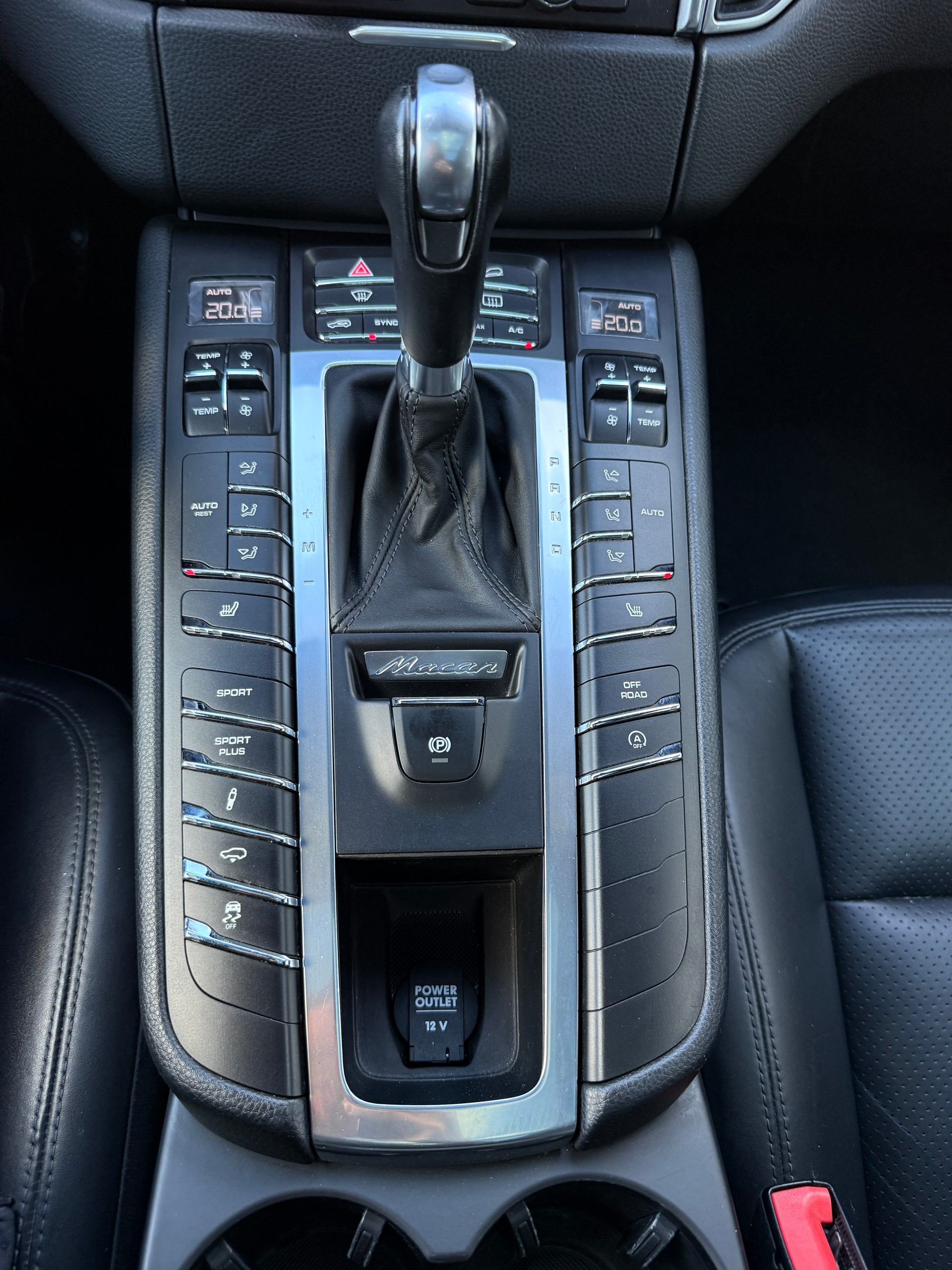 PORSCHE Macan S Diesel PDK-image-24
