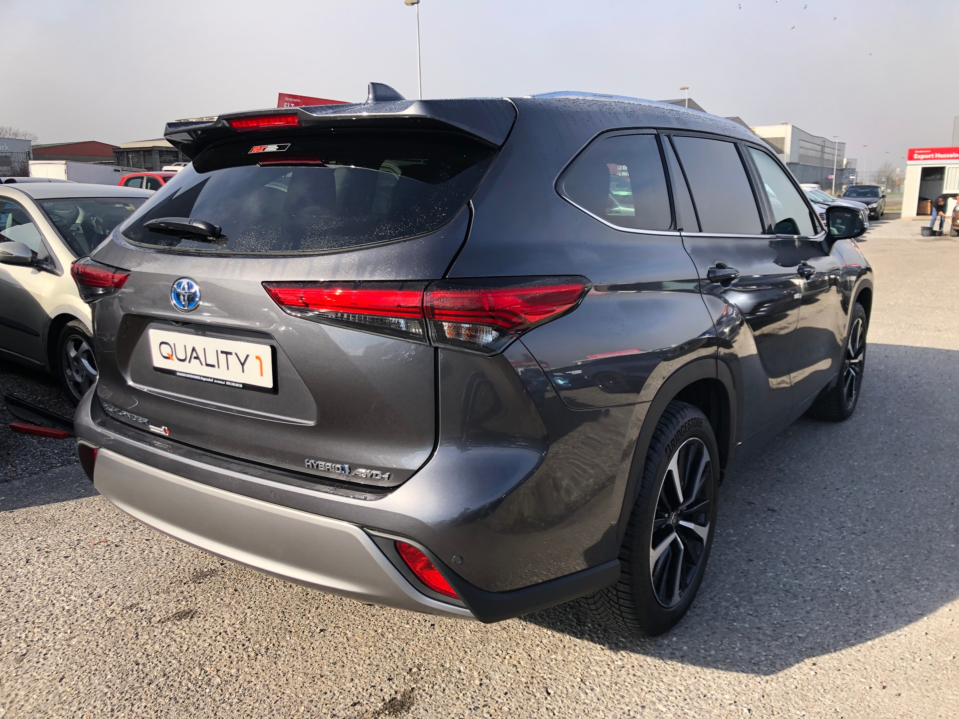 TOYOTA Highlander 2.5 HSD Premium e-CVT-image-3