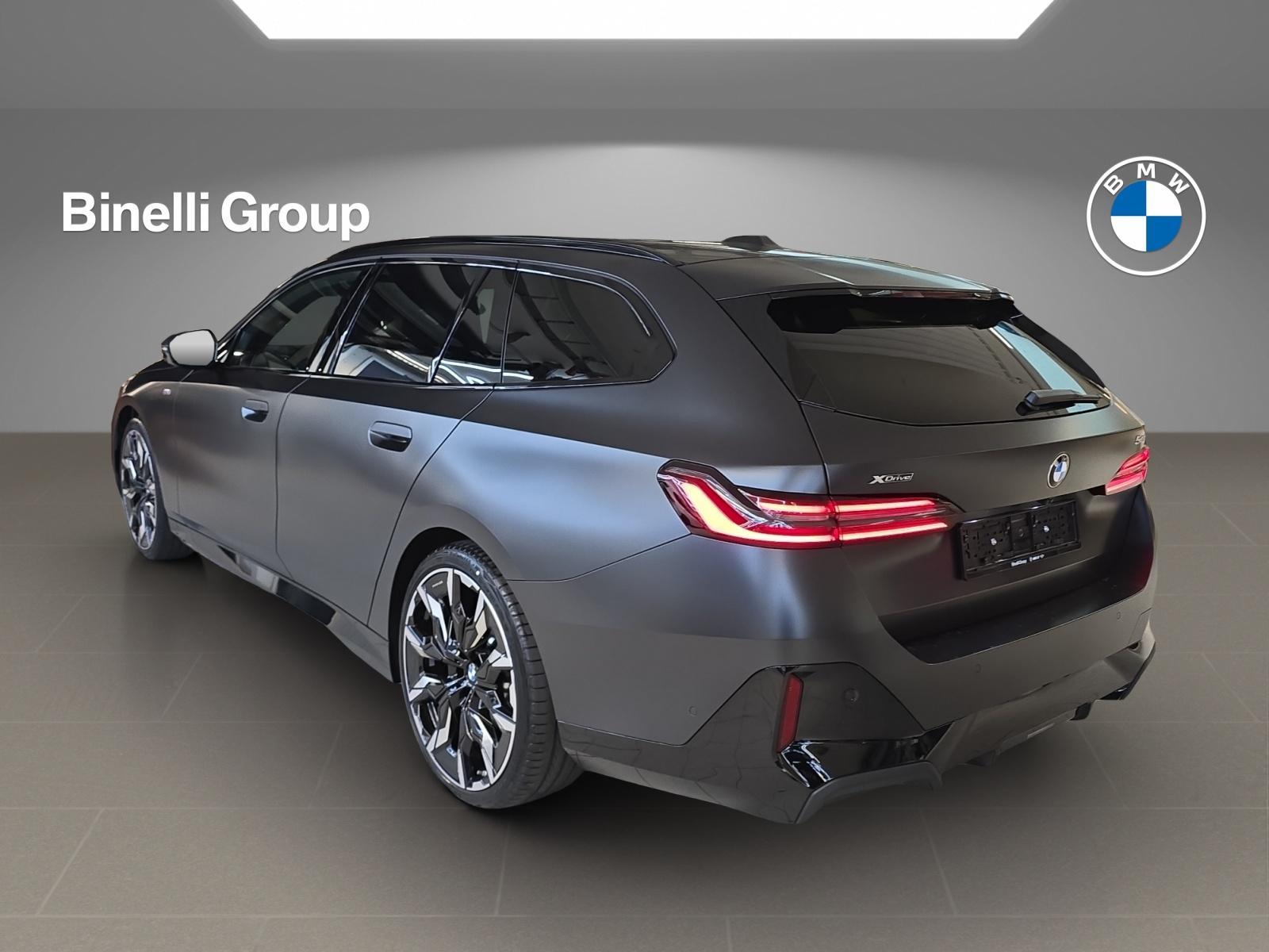 BMW 540d xDrive 48V Touring M Sport Pro Steptronic-showroom-element-3