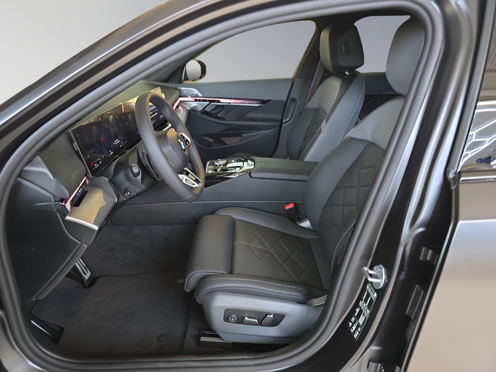 BMW 540d xDrive 48V Touring M Sport Pro Steptronic-image-11