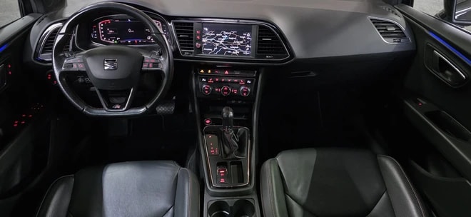 SEAT Leon 2.0 TSI SWISS FR DSG *CH-Fahrzeug*-image-12