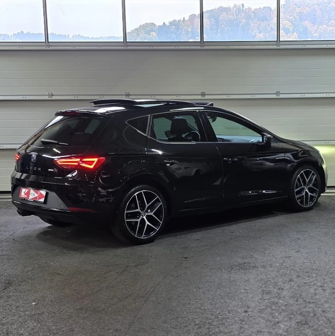 SEAT Leon 2.0 TSI SWISS FR DSG *CH-Fahrzeug*-image-4
