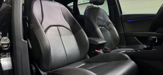 SEAT Leon 2.0 TSI SWISS FR DSG *CH-Fahrzeug*-image-11