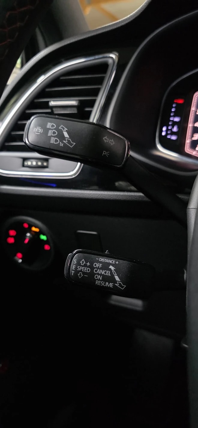 SEAT Leon 2.0 TSI SWISS FR DSG *CH-Fahrzeug*-image-15