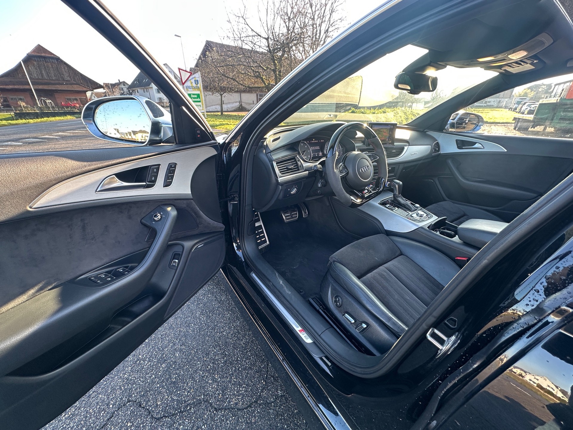 AUDI S6 Avant 4.0 TFSI V8 quattro S-tronic-image-8