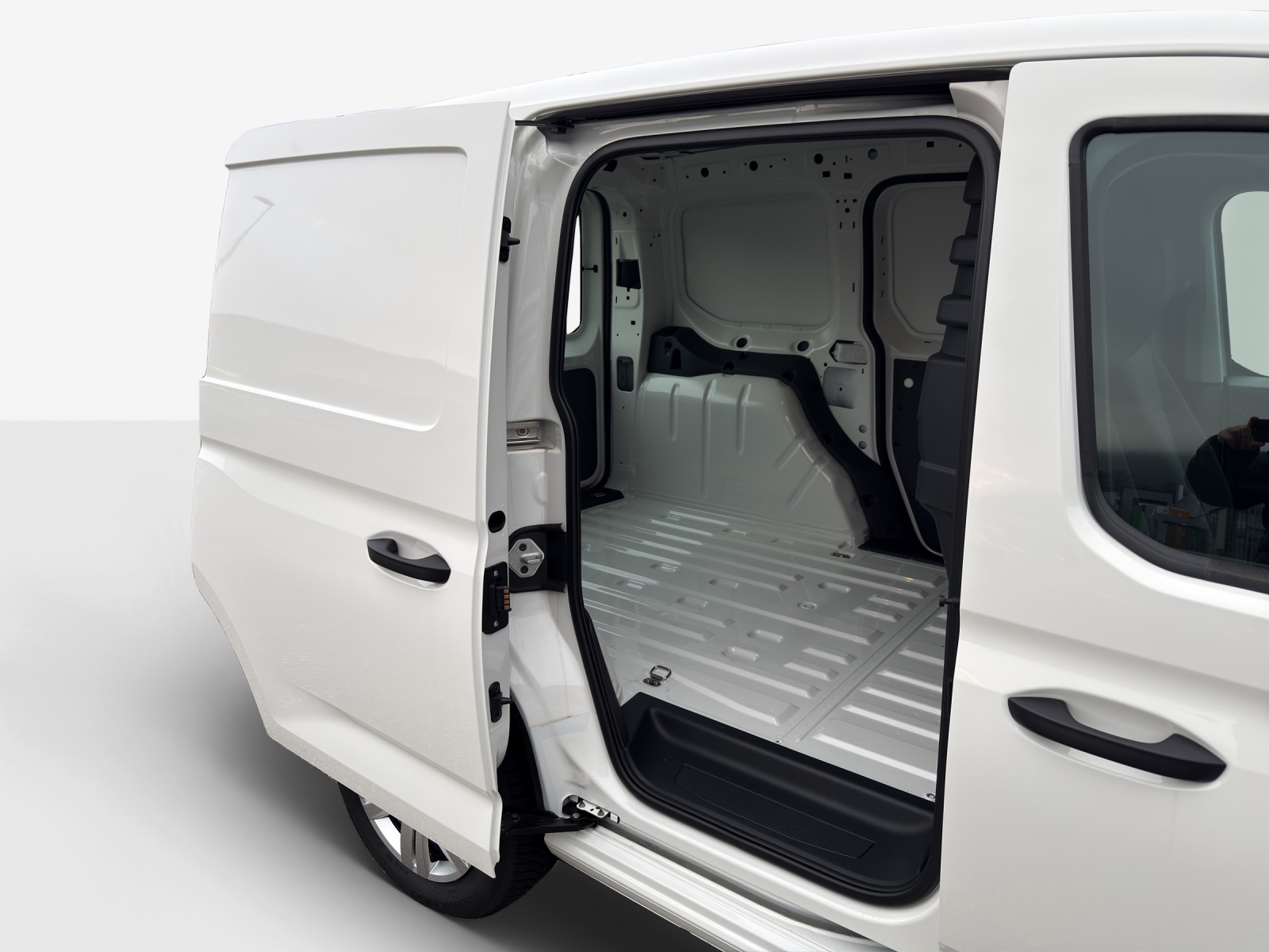 VW Caddy Cargo 1.5 TSI-image-11