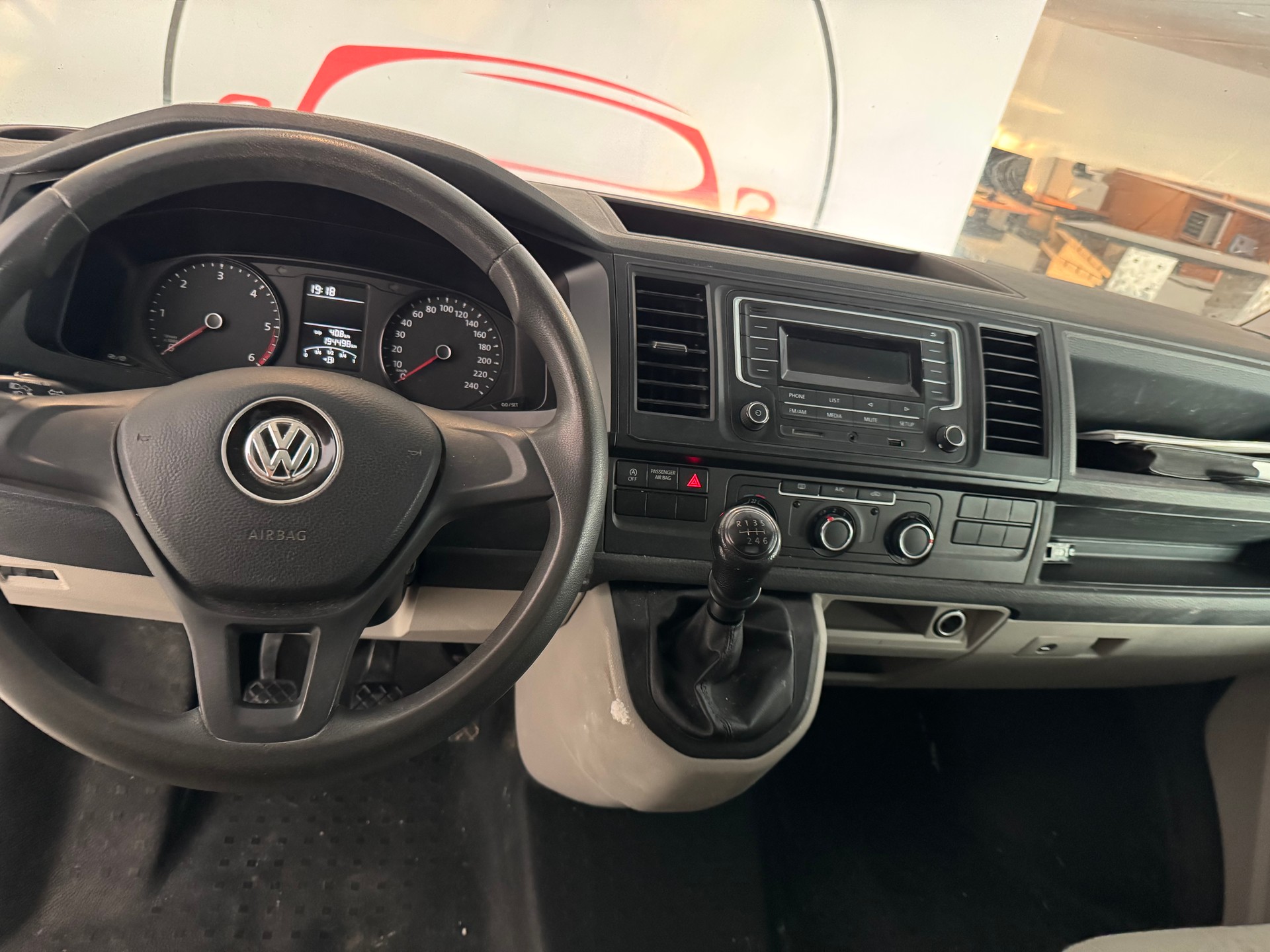 VW T6 2.0 TDI-image-18